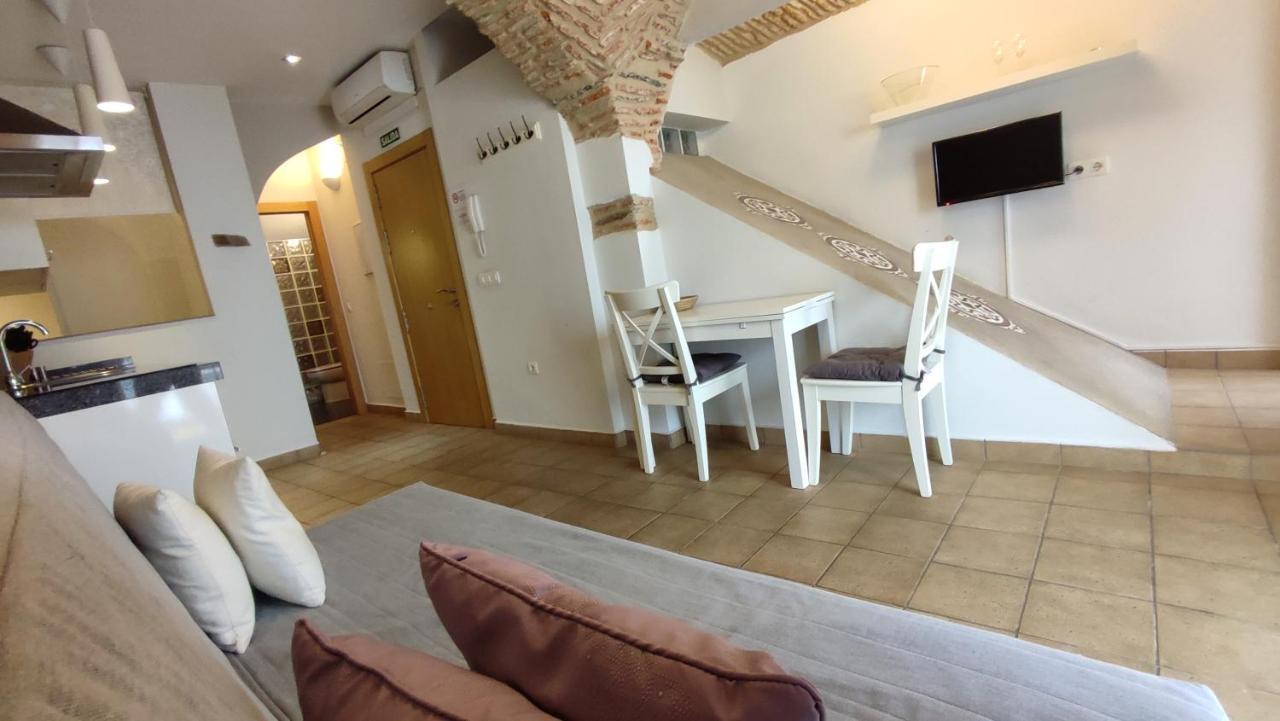 Apartamentos Turisticos Encanto Caces المظهر الخارجي الصورة