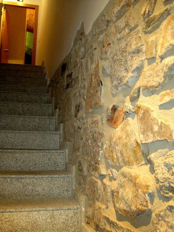 Apartamentos Turisticos Encanto Caces المظهر الخارجي الصورة
