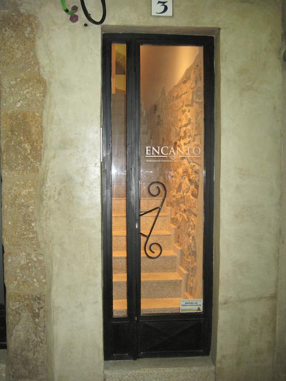Apartamentos Turisticos Encanto Caces المظهر الخارجي الصورة